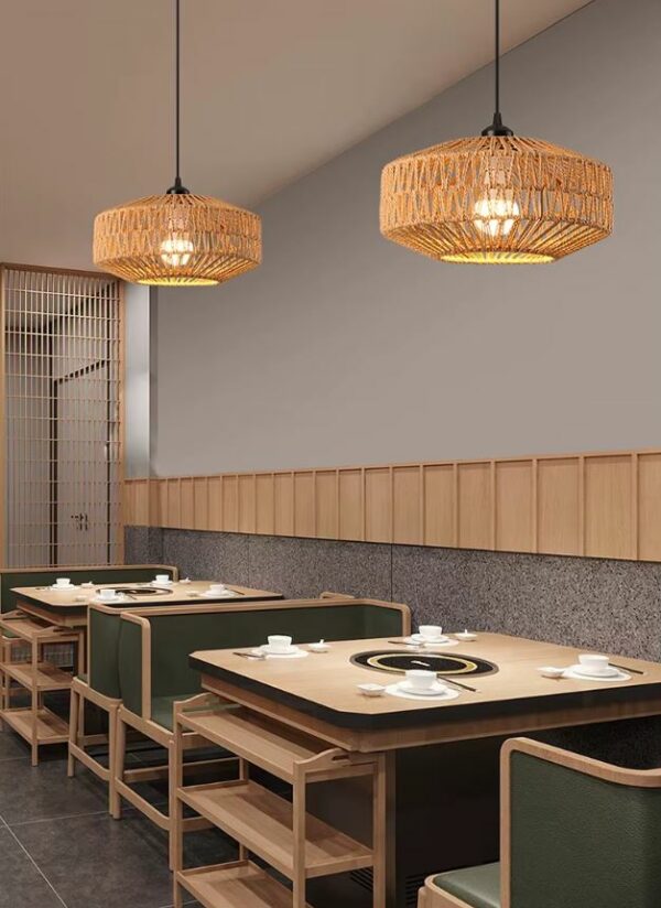 Lampa w stylu Boho ręcznie wykonana z naturalnego sznura jutowego oraz metalowego korpusu 30cm E27